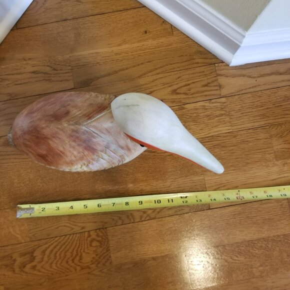 Pelican wood carving - artisan handmade - Picture 9 of 9